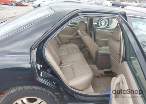 2000 Toyota Camry Le V6 z USA, uszkodzony, nr VIN 4T1BF28K0YU941229